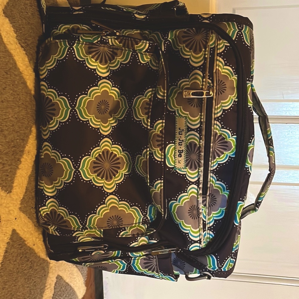 Ju Ju Be Diaper Bag | Perfect Condition | Changing pad, backpack, shoulder strap